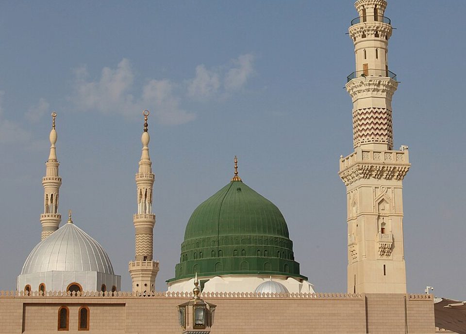 القبة الخضراء ومآذن المسجد النبوي الشريف